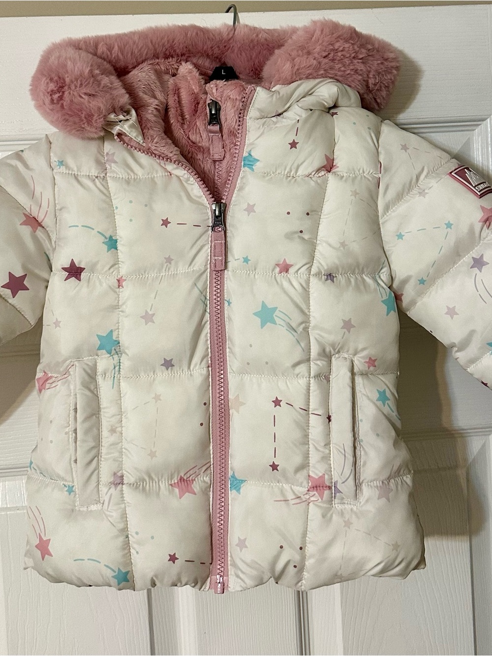 Snozu Cream Star-Print Puffer Jacket with Pink Faux-Fur Hood